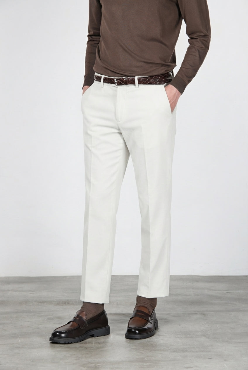 Paris men’s chino pants in 1000-wale stretch corduroy, carrot fit ①