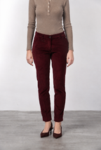 New York Slim pantalon chino femme en velours côtelé à grosses côtes coupe slim ①