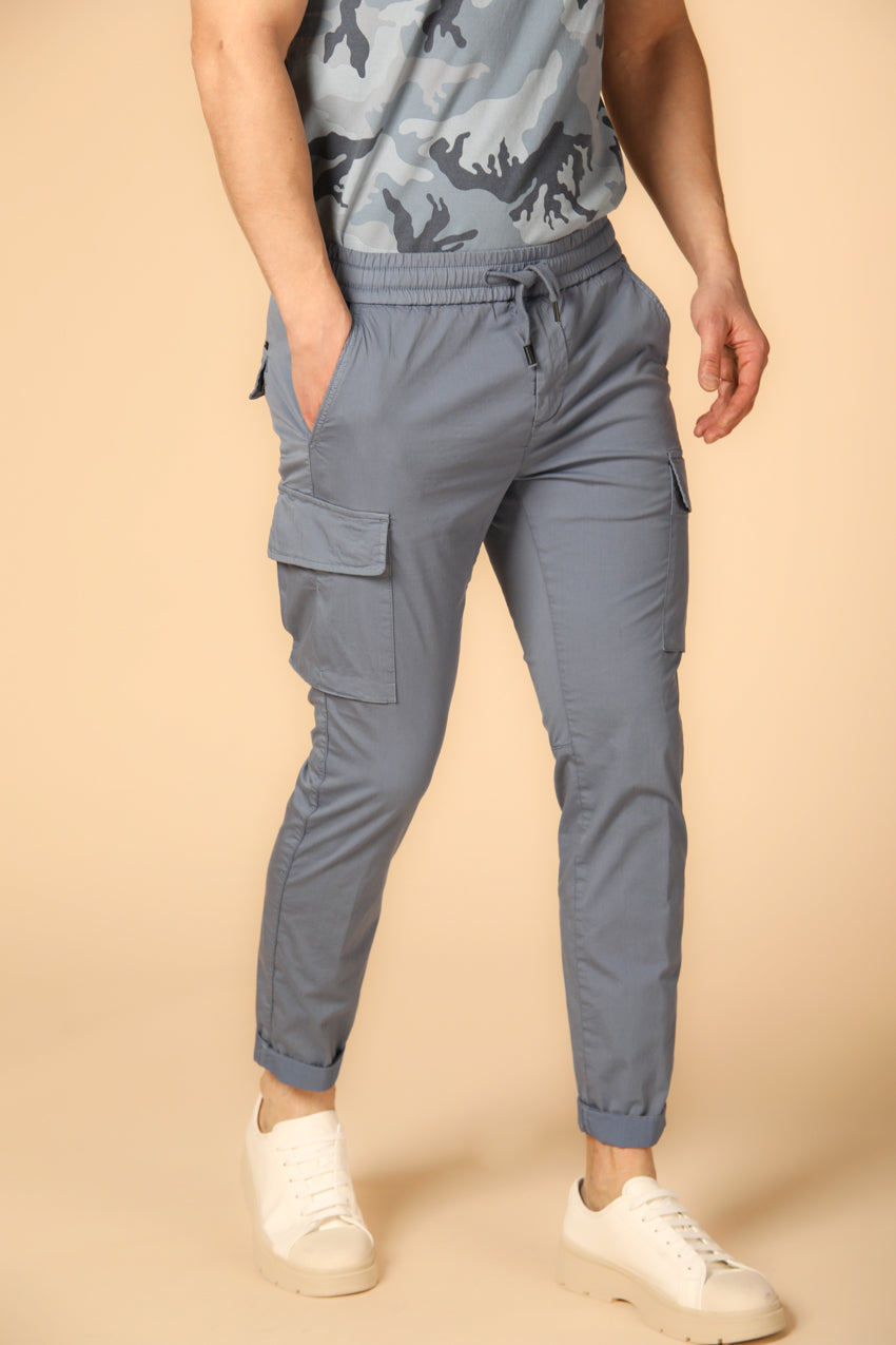 Image 1 de pantalon cargo homme modèle Chile Sporty City en azur, coupe carotte de Mason's