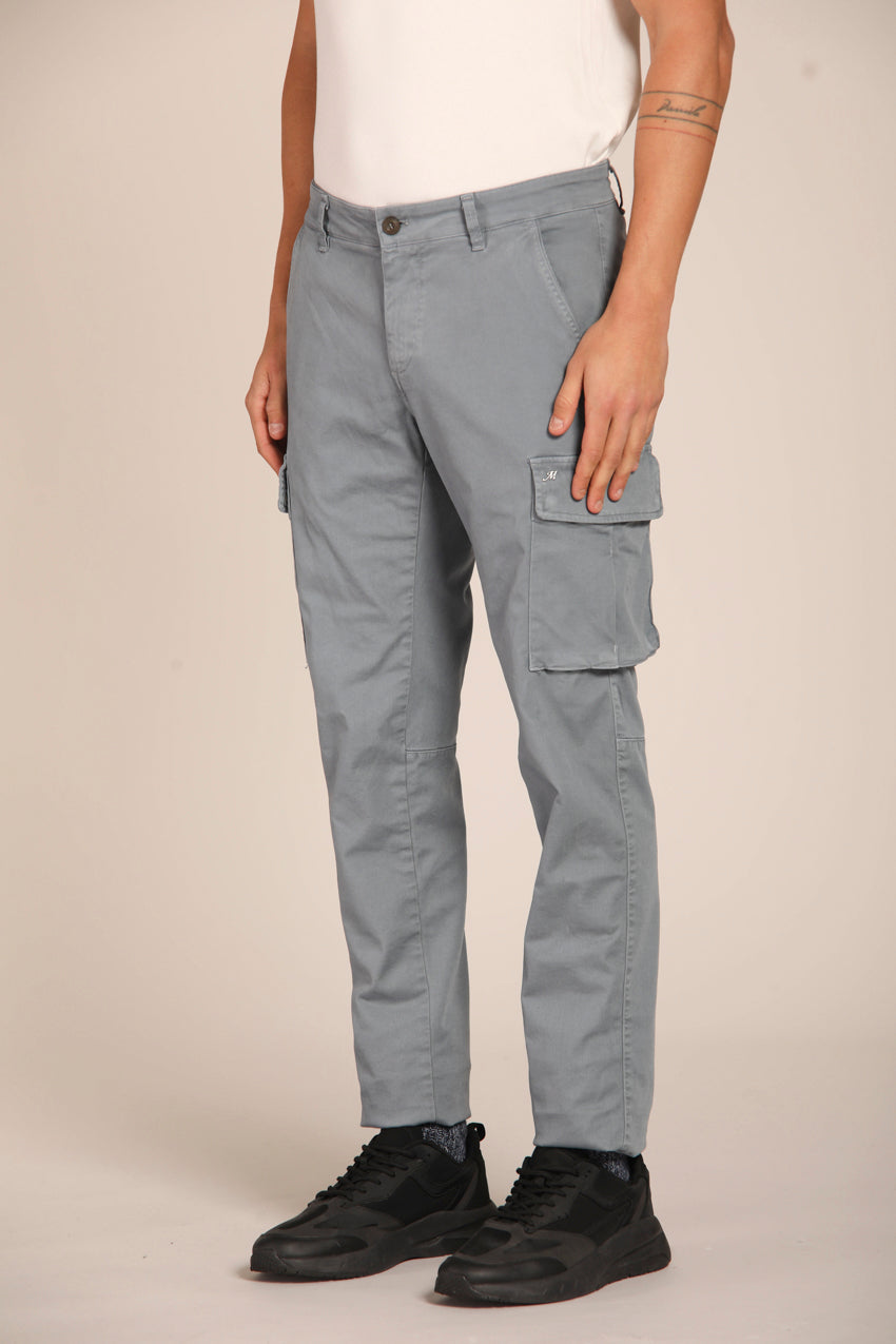 immagine 4 di pantalone cargo uomo , modello Chile in celeste fit extra slim di mason's