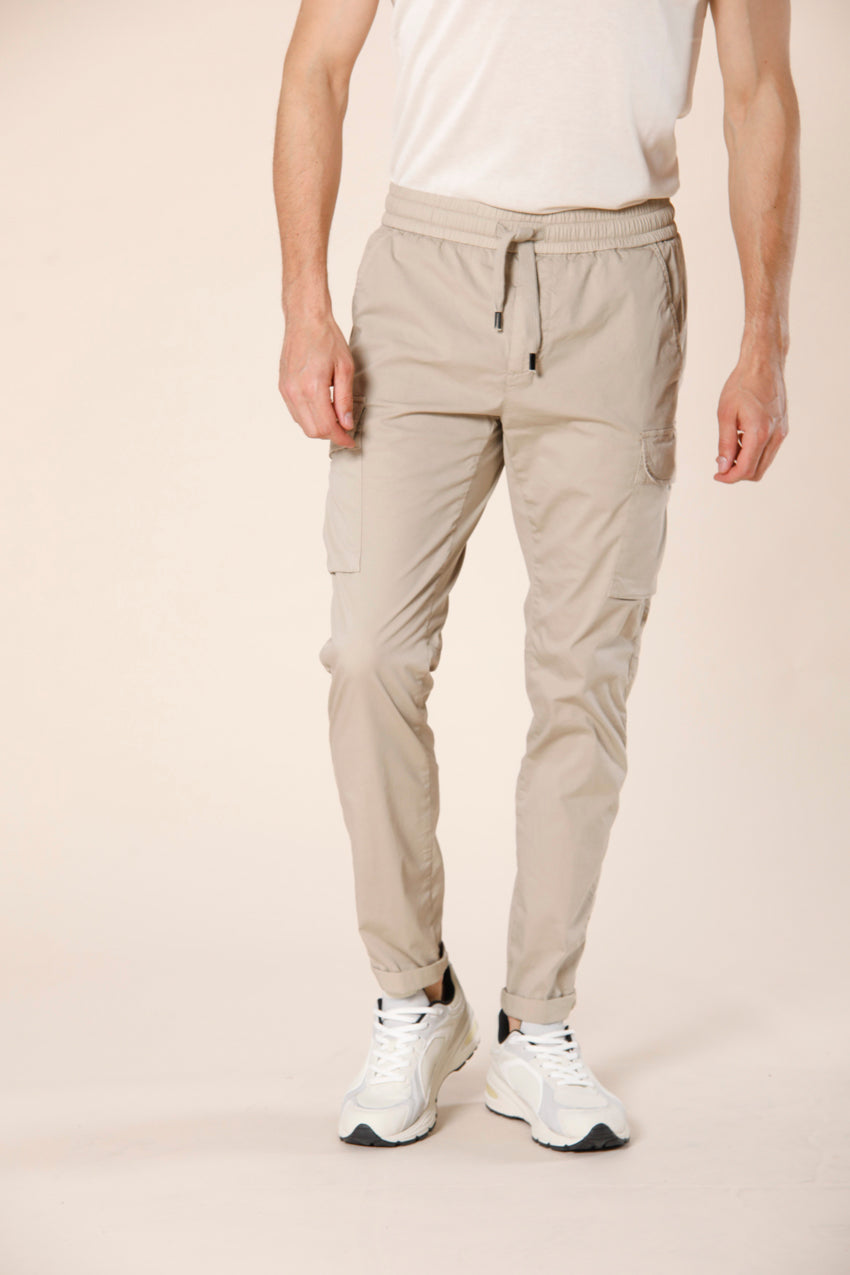 Immagine 1 di pantalone cargo uomo modello Chile sport city in cotone e nylon colore beige chiaro carrot fit di Mason's