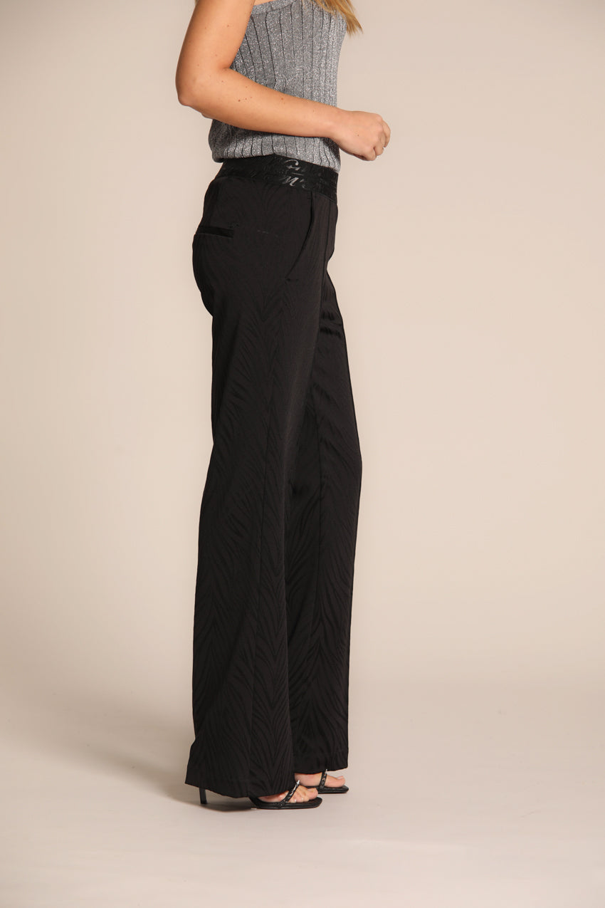 immagine 2 di pantalone chino donna, modello Easy Straight, con stampa zebra, fit straight di mason's