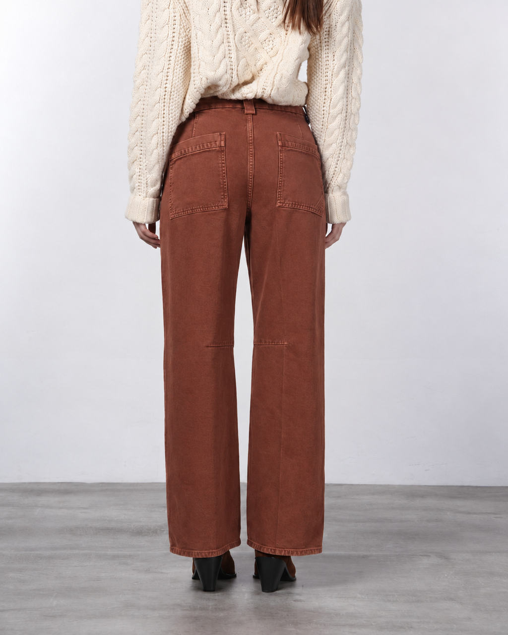 Violette pantalón chino de mujer en twill balloon fit ①
