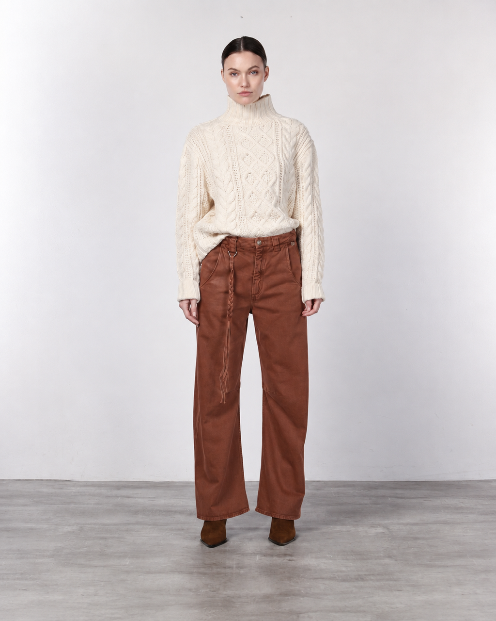 Violette pantalón chino de mujer en twill balloon fit ①
