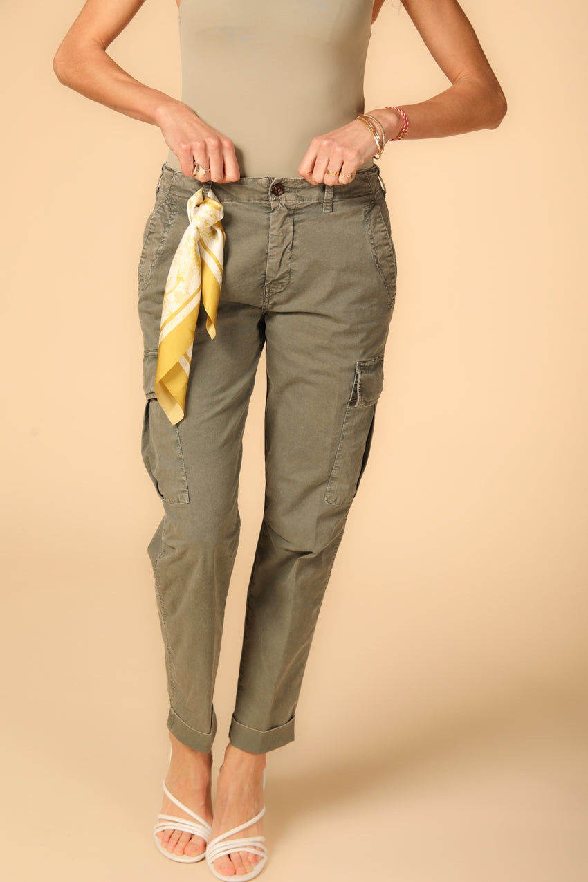 immagine 1 di pantalone cargo donna modello Judy Archivio W in verde militare fit relaxed di Mason's