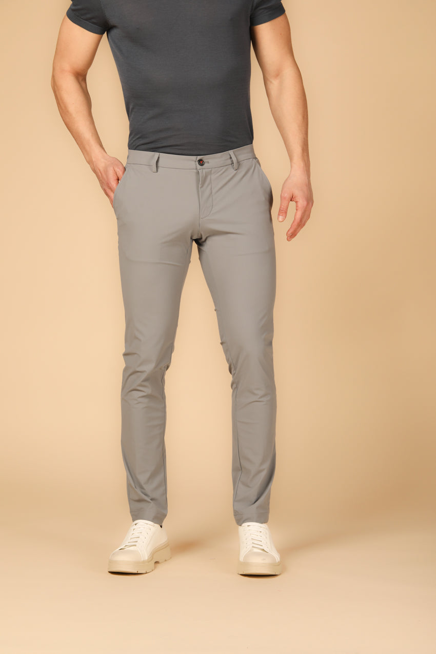 Bild 1 von Herren-Chino-Jogger, Modell Milano Style Dynamic in Hellgrau, extra slim Passform von Mason's