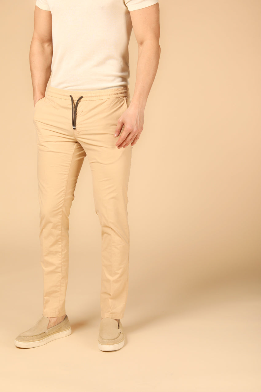 Bild 1 von Herren-Chino-Jogger, Modell New York Sack in dunklem Khaki, Regular-Fit von Mason's