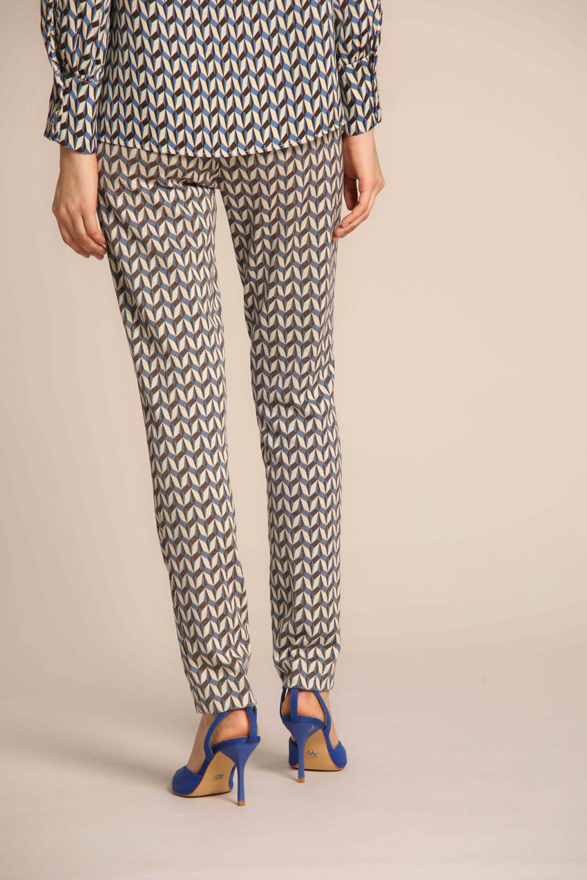 immagine 7 di pantalone chino donna, modello New York Slim, di colore blu navy con pattern geometrico, fit slim di Mason's