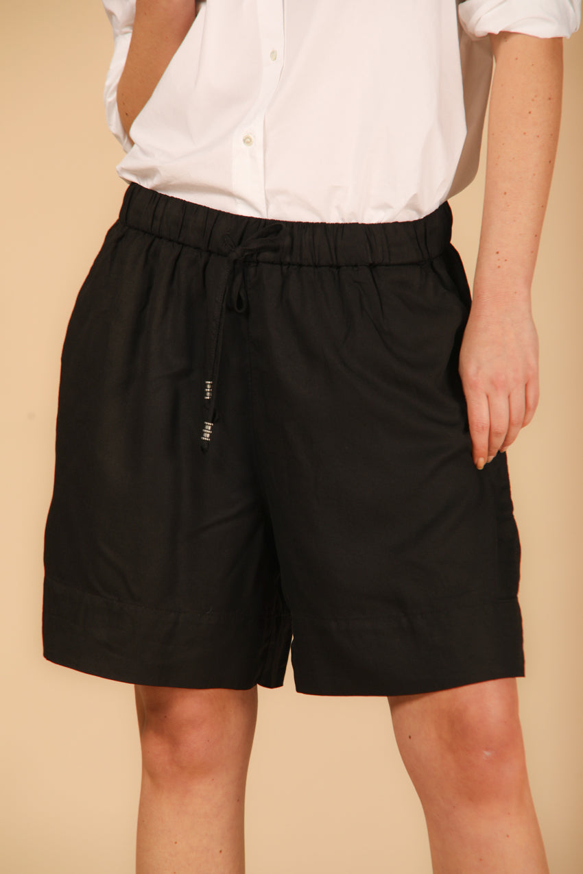 Image 1 of Mason's women's Portovenere model chino bermudas in black color, relaxed fit