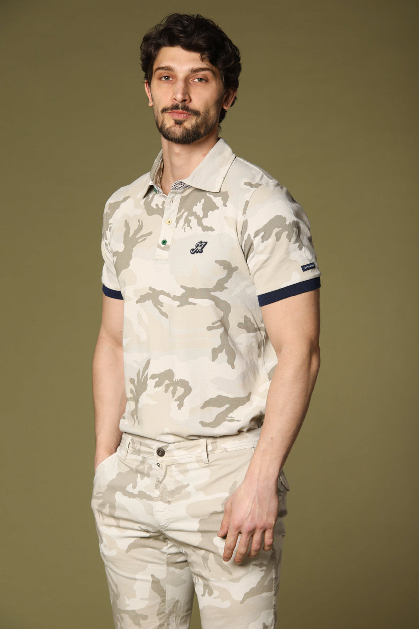 Image 1 de polo pour homme en beige, coupe régulière, de Mason's.