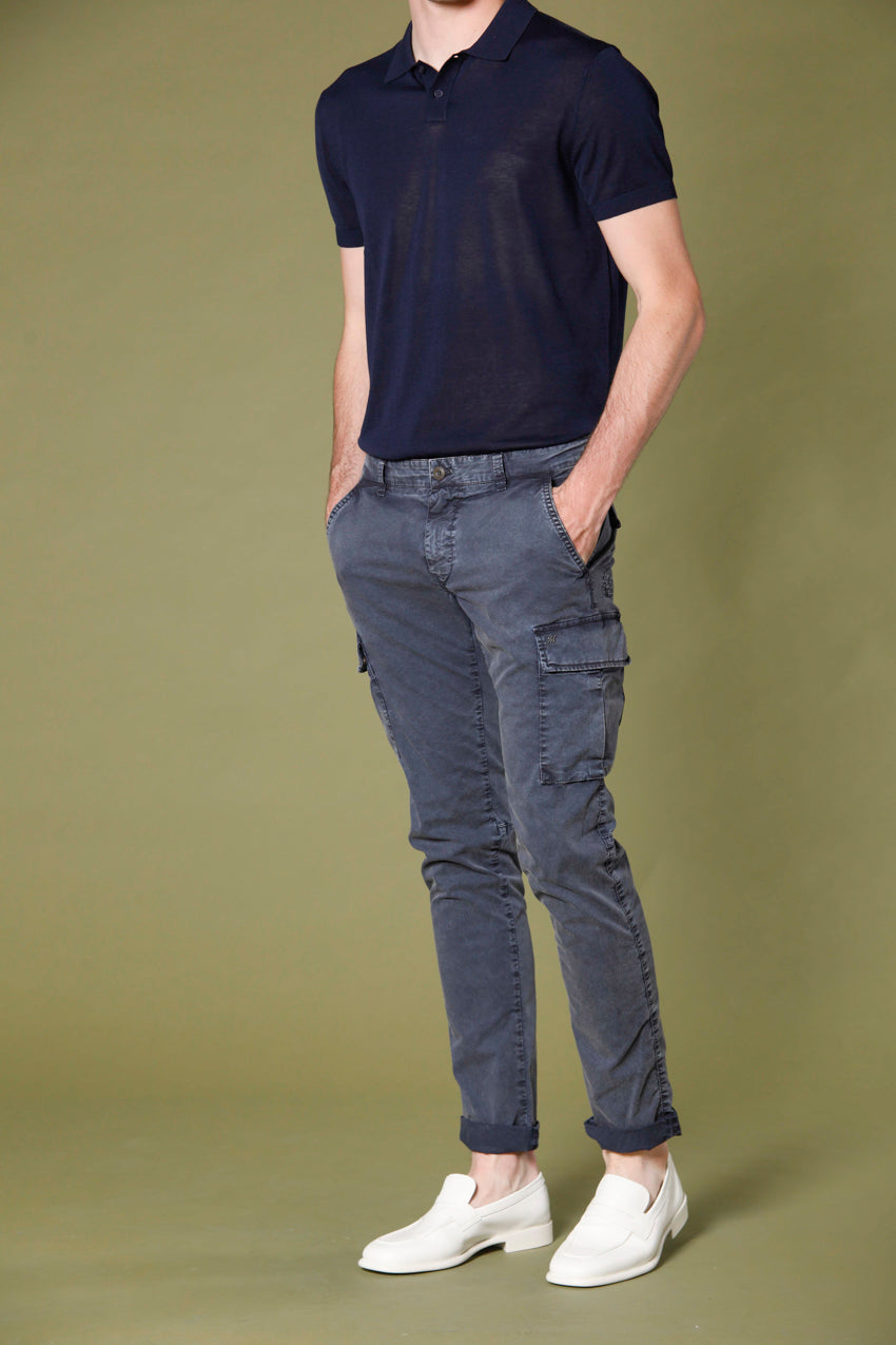 immagine 1 di pantalone cargo uomo in cotone stretch icon washing modello Chile colore blu navy extra slim di mason's