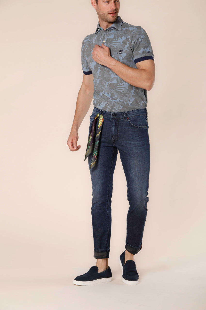 immagine 1 di pantalone uomo in denim stretch pattern mimetico modello harris 5 tasche colore blu navy slim fit di Mason's 