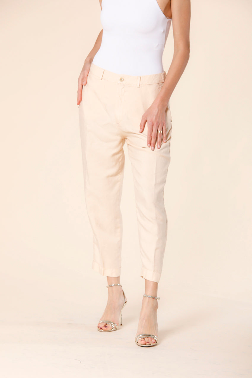 Bild 1 von Damen Chino Jogger Hose aus Tencel und Leinen in Pastellrosafarbe, Modell Linda Summer von Mason's