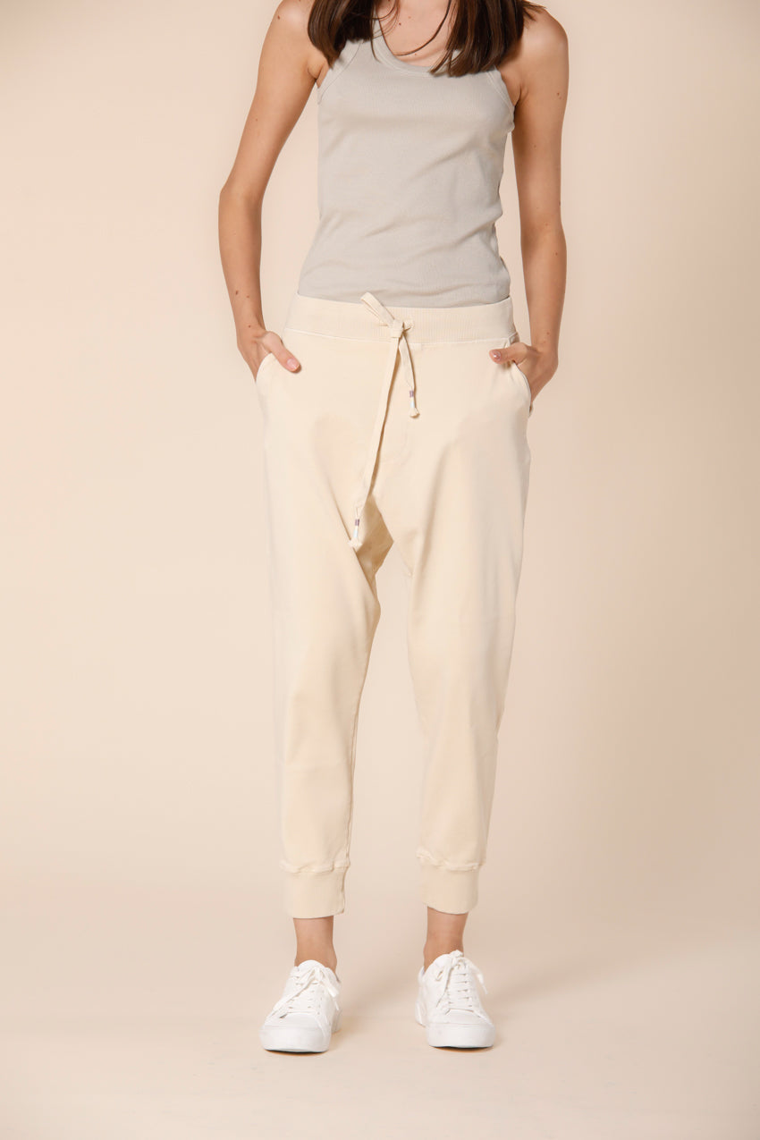 Immagine 1 di pantalone chino jogger donna in jersey color stucco modello Malibu Jogger di Mason's