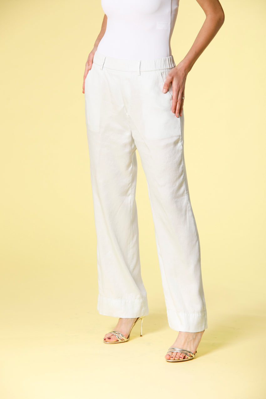 Immagine 1 di pantalone chino jogger donna in modal color celestino modello New York Straight di Mason's